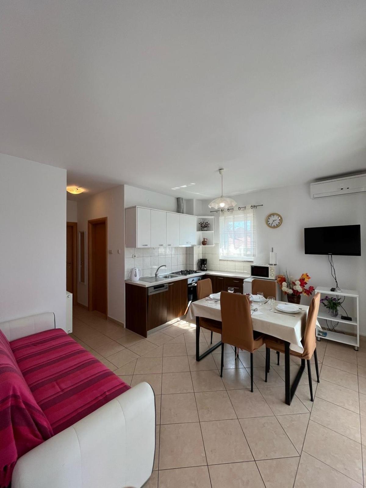 Apartments Nella Sveti Anton  외부 사진
